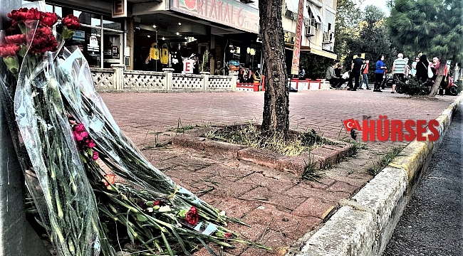 Scooter faciasında hayatını kaybeden gençlere sınıf arkadaşlarından duygusal anma