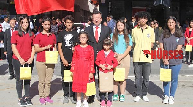 Serik'te Cumhuriyet Bayramı kutlandı