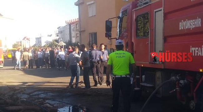 Serik'te tek katlı ev yangında küle döndü