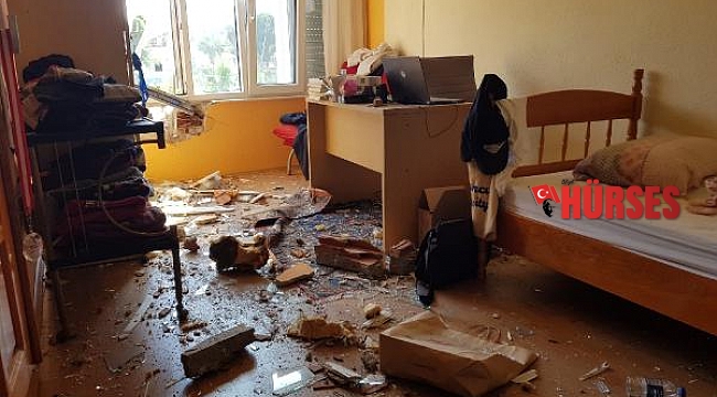 Su tankı basınçla patladı; 150 metre mesafedeki binanın duvarını yıktı