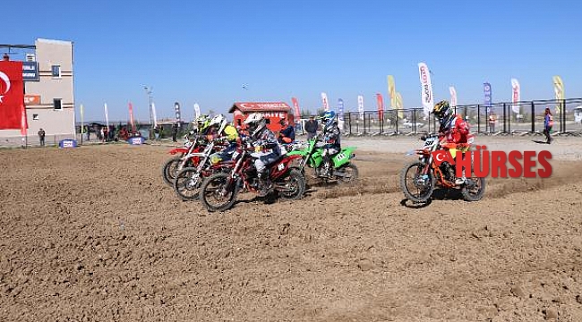 Türkiye Motokros Şampiyonası'nda final heyecanı Afyonkarahisar'da yaşandı