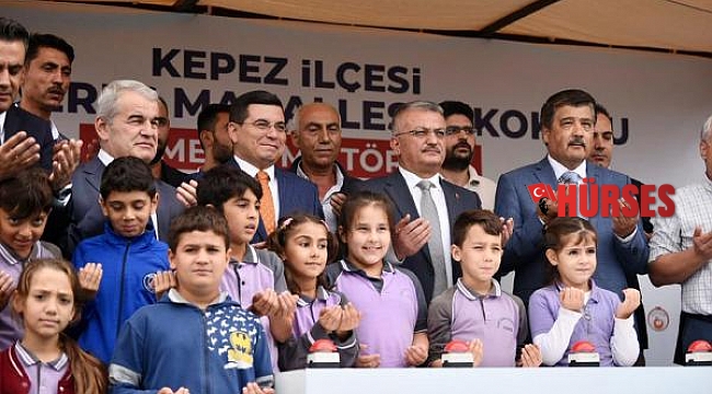 Vali Yazıcı, Menderes İlkokulu'nun temelini çocuklarla attı