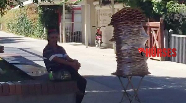 Yerli halka 7,5, turiste 20 liradan simit veren seyyar satıcıya para cezası