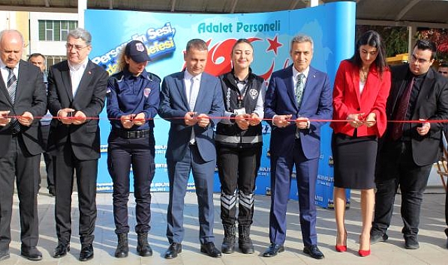 Adalet çalışanları adliye bahçesinde resim sergisi açtı