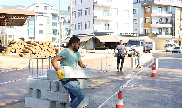 Alanya'da Çarşamba Caddesinin trafik sorunu kavşak ile çözülecek