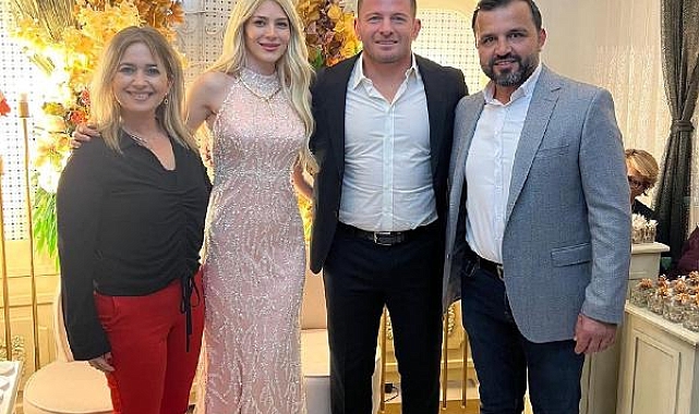 Başpehlivan İsmail Balaban ile İlayda Şeker nişanlandı