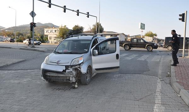 Gazipaşa'da kaza: 2 yaralı