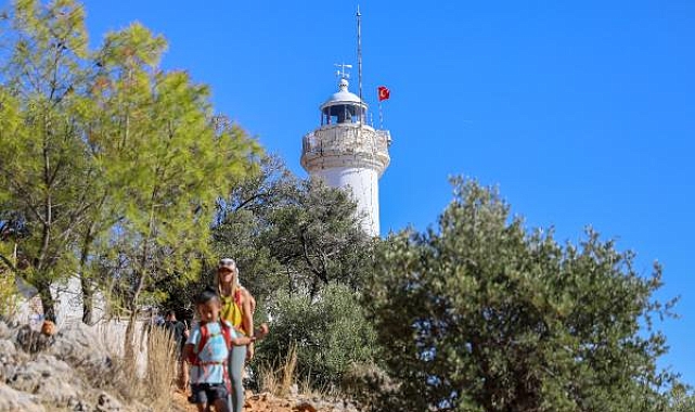 Gelidonya Feneri, 86 yıldır denizcilere ışık veriyor
