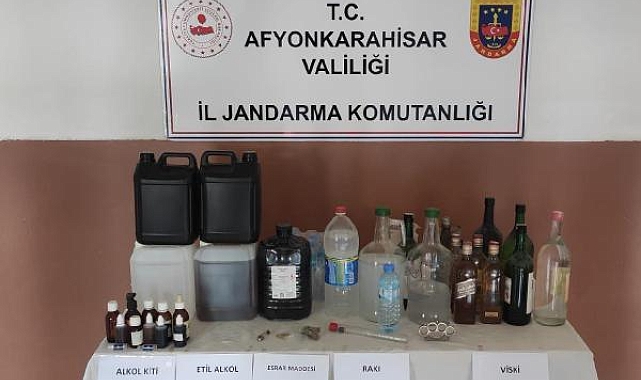 Jandarmadan kaçak içki operasyonu