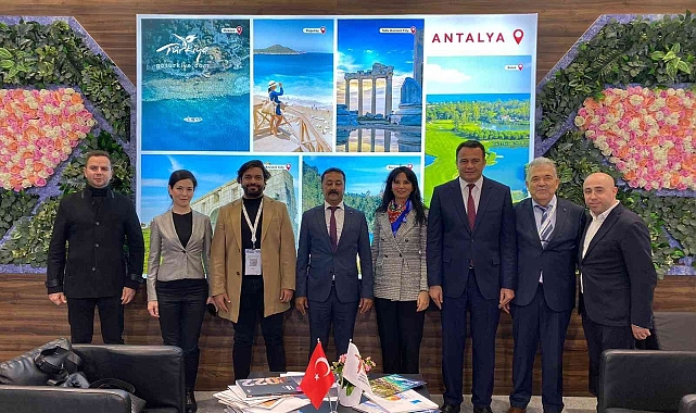 Kaş Belediyesi Londra'da Turizm Fuarı'na katıldı