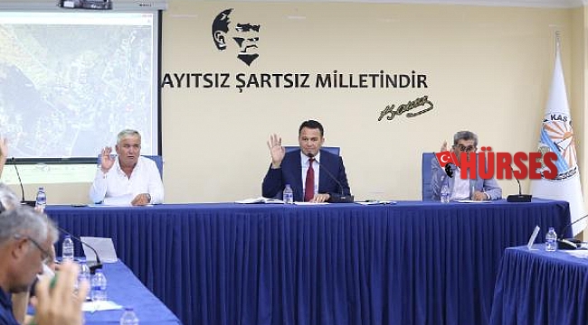 Kaş Belediyesi'nde kasım meclisi