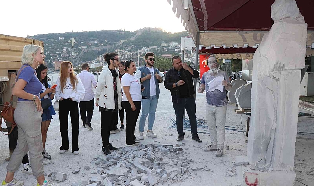 Taş Heykel Sempozyumu yoğun ilgi görüyor