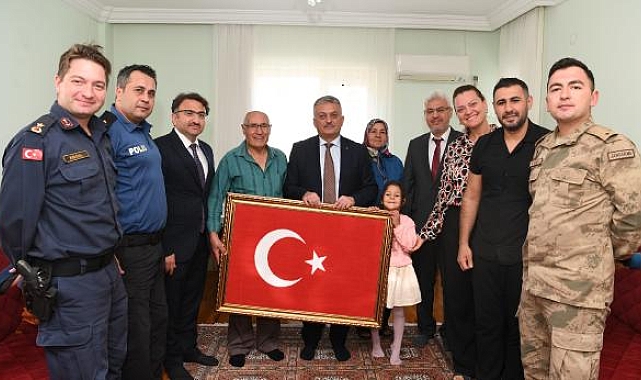 Vali Yazıcı'dan şehit ailesine ziyaret
