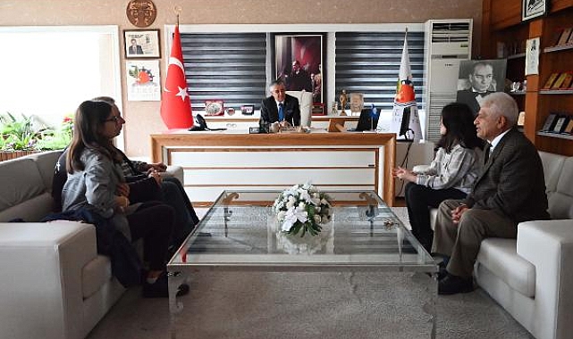 AKÜNSAT'tan Başkan Topaloğlu'na ziyaret