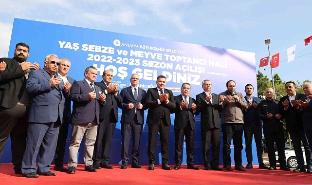 Alanya Toptancı Hali'nde yeni sezon törenle başladı