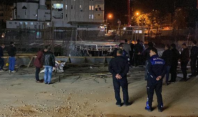 Alanya'da belediyenin sosyal hizmet binası inşaatında çökme; 3 yaralı