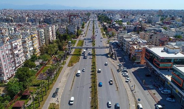 Antalya'da kilometrekareye 126 kişi