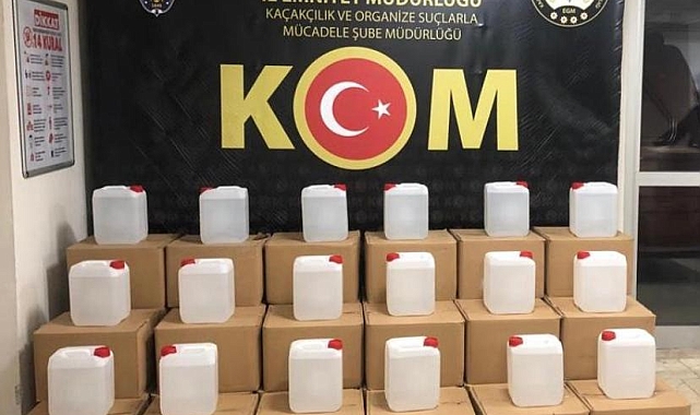 Antalya'da polisten yılbaşı öncesi sahte ve kaçak alkol operasyonu