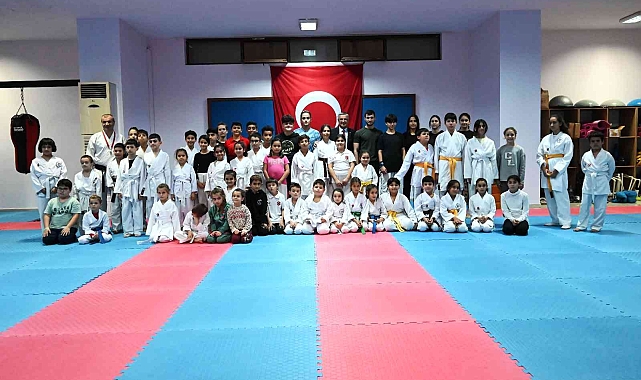 Başkan Topaloğlu:" "Sağlıklı bir gençlik yetiştirmek için uğraşıyoruz."