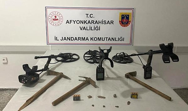 Define avcılarına suçüstü