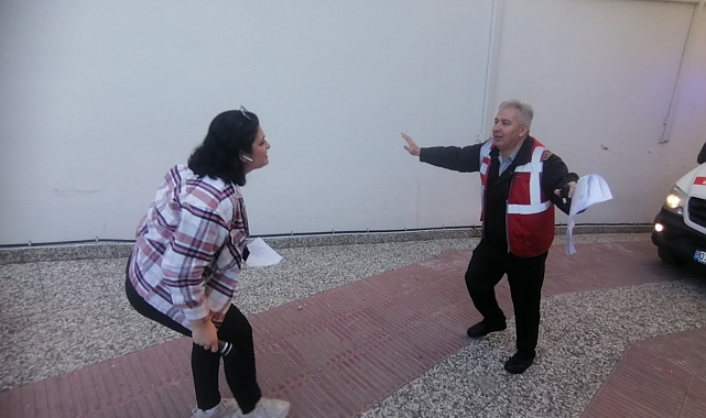 Gazeteciler, hastane güvenliğini tatbikatta bile geçemedi