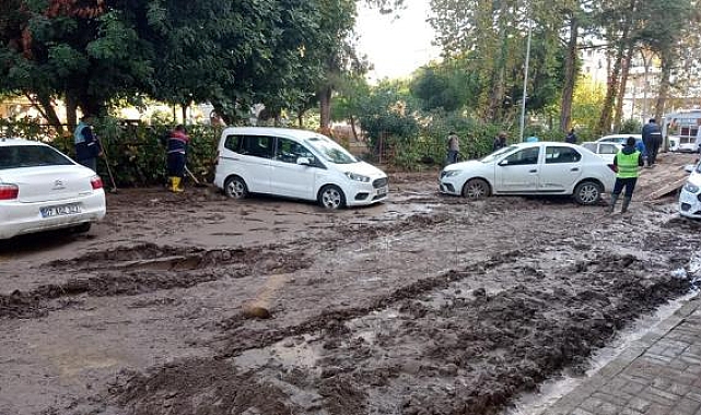 Kaş Belediyesi'nden Kumluca'ya yardım eli