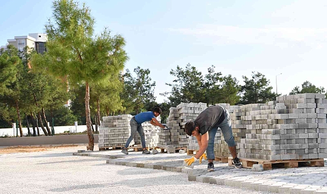 Konyaaltı okullarında çalışmalar sürüyor