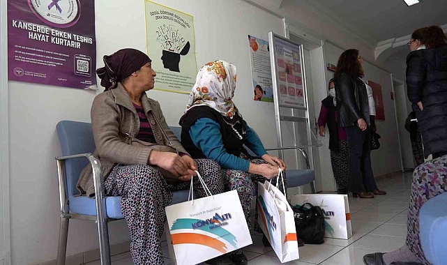 Konyaaltı'nda kadınlara kanser taraması hizmeti