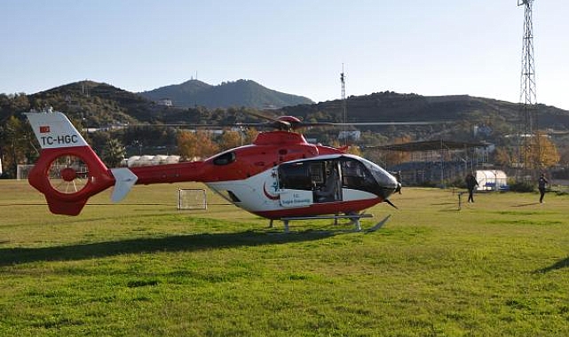 Solunum yetmezliği yaşayan bebek ambulans helikopterle nakledildi