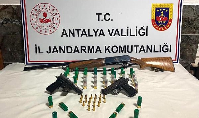 Sosyal medyadan silah satışına jandarma baskını