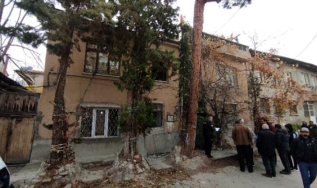Yalnız yaşayan kadın ölü bulundu