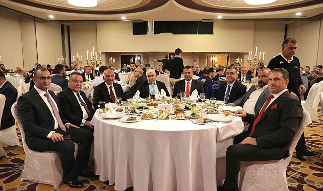 Başkan Muhittin Böcek Dadaşlar ile buluştu