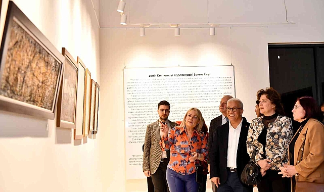 'Cumhuriyetin 100. Yılında Bir Cumhuriyet Kadını' başlıklı sergi açıldı
