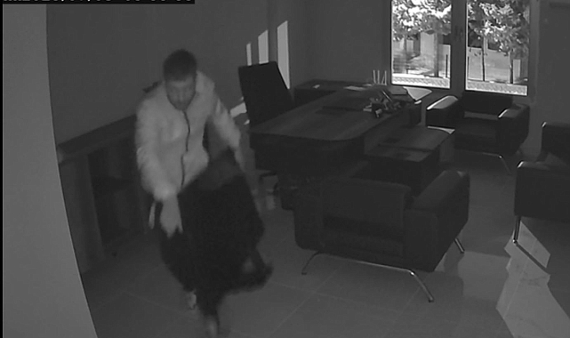 Eşkal belli olduktan sonra güvenlik kamerası akıllarına geldi