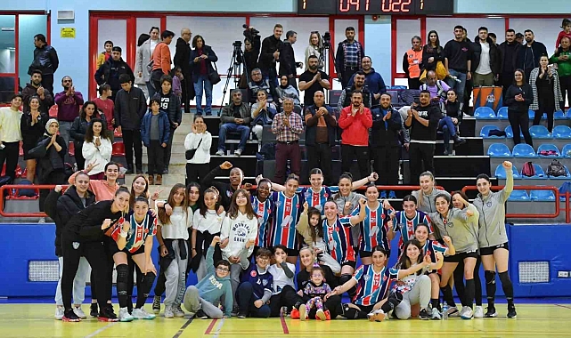 Konyaaltı'nın Mavi Kelebekler'i, Tekirdağı 41-22 mağlup etti