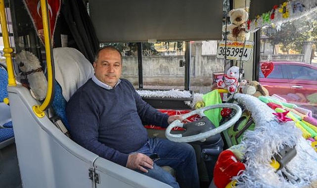 Otobüsün peşinden koşan yolcuya sinirlenip seferi yarım bıraktı