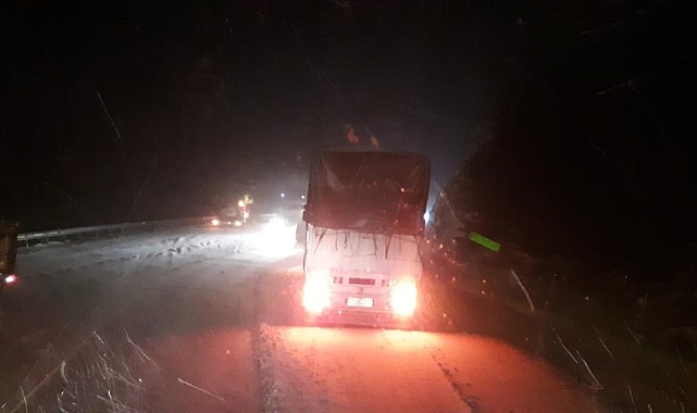 Antalya-Konya karayolu tırların geçişine tekrar kapatıldı