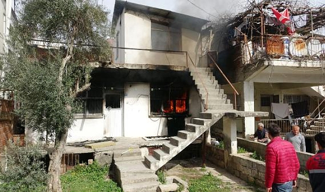 Antalya'da gecekondu yangını; kiracının ateşe verdiği iddia edildi