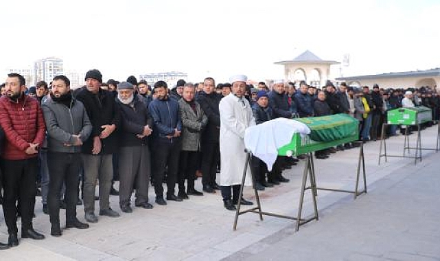 Depremde hayatını kaybeden voleybolcu Resul Gün defnedildi
