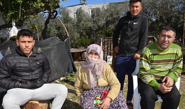 Depremin korku dolu anlarını kızının evinde unutmaya çalışıyor