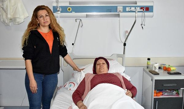 Depremzede Zeynep: Dönecek yerimiz yok