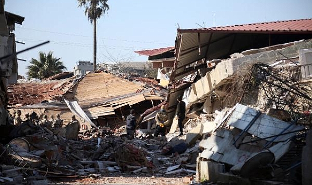 Prof. Dr. Yalçın: Deprem bölgesindeki her yurttaşımız 1 doz tetanos aşısı yaptırmalı
