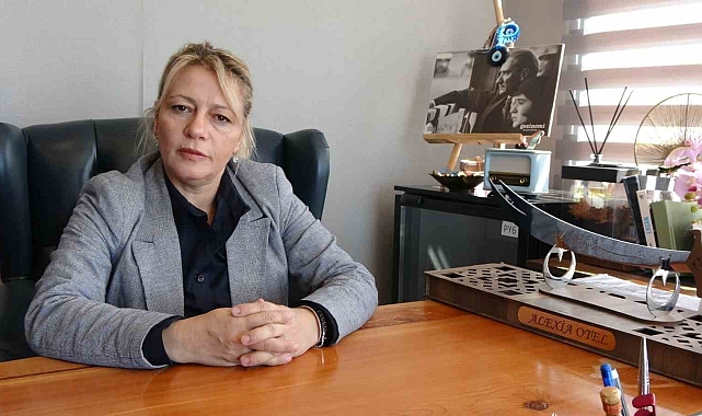6'lı masaya kızdı İYİ Parti'den istifa edip bin kişiyle birlikte AK Parti'ye geçti
