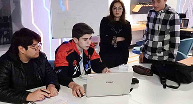 Kepezli liseliler bilim yarışması finalinde