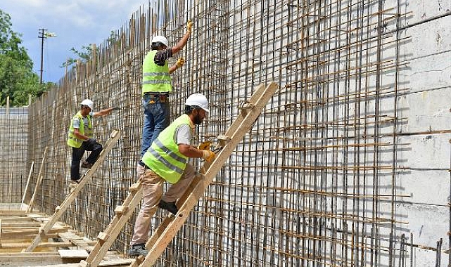 Muratpaşa'daki binalara 'beton perde' zorunluluğu
