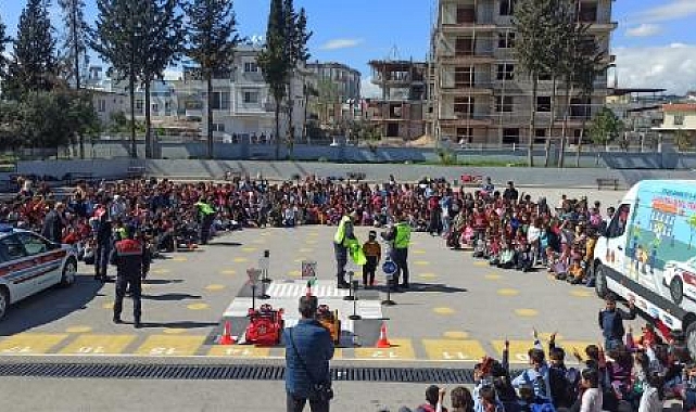 Öğrencilere trafik eğitim semineri