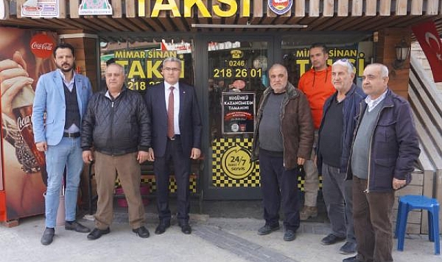 Taksilerde kontaklar depremzedeler için çevrildi