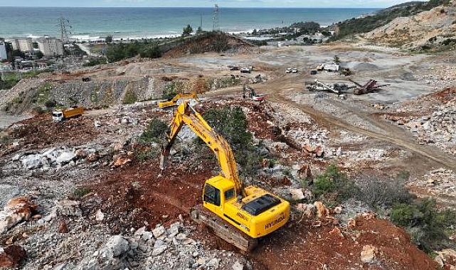 Alanya'da 2 mahalleye spor tesisi
