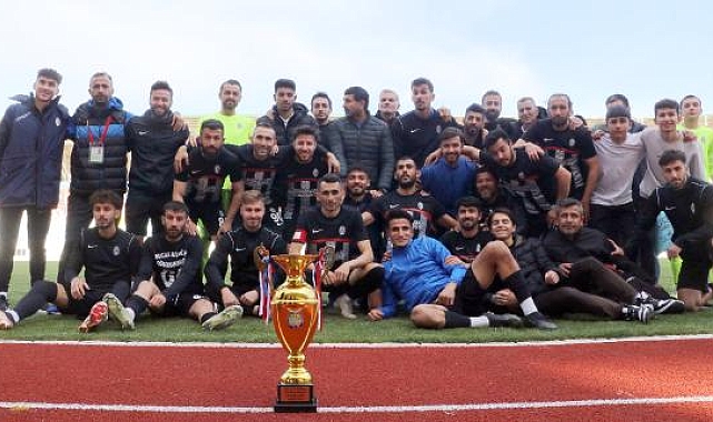 Amatör Küme&#039;de Bucak şampiyon oldu