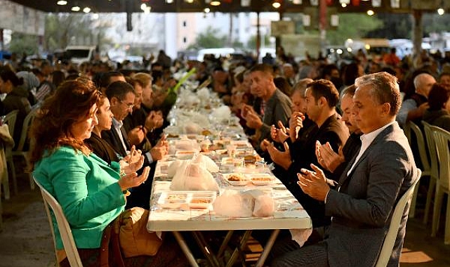 Başkan Uysal: Dünya, Muratpaşa gibi olur inşallah